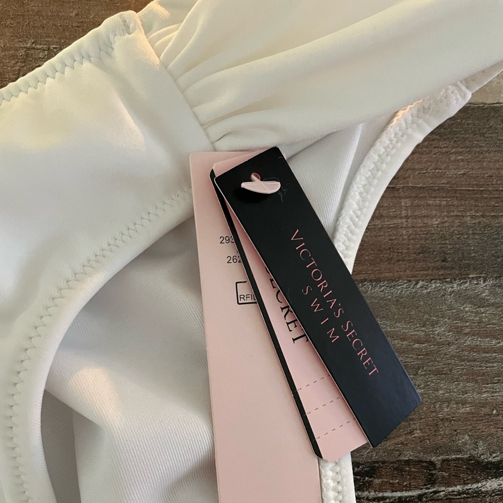 Victoria’s Secret bikini bottom in white.